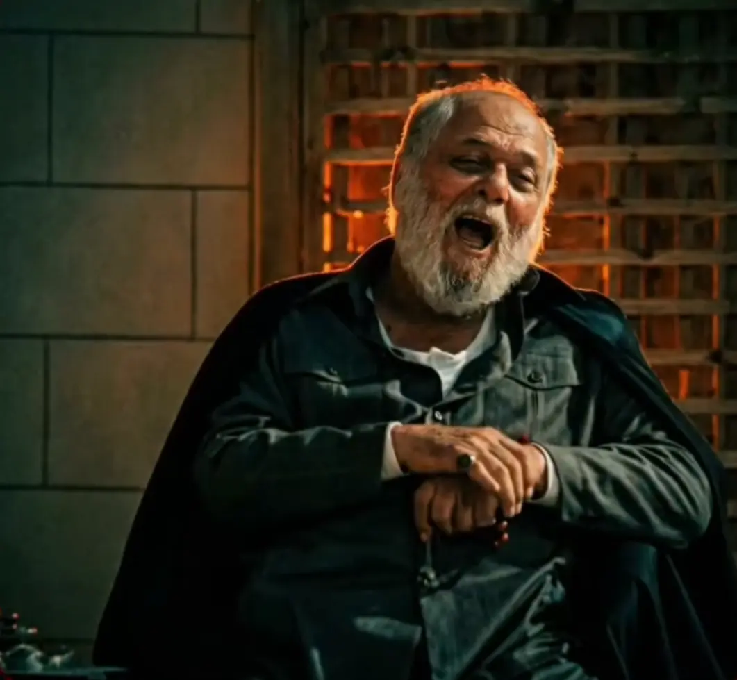 وصف لتحويل الصور لجودة 4k و الوان احترافية